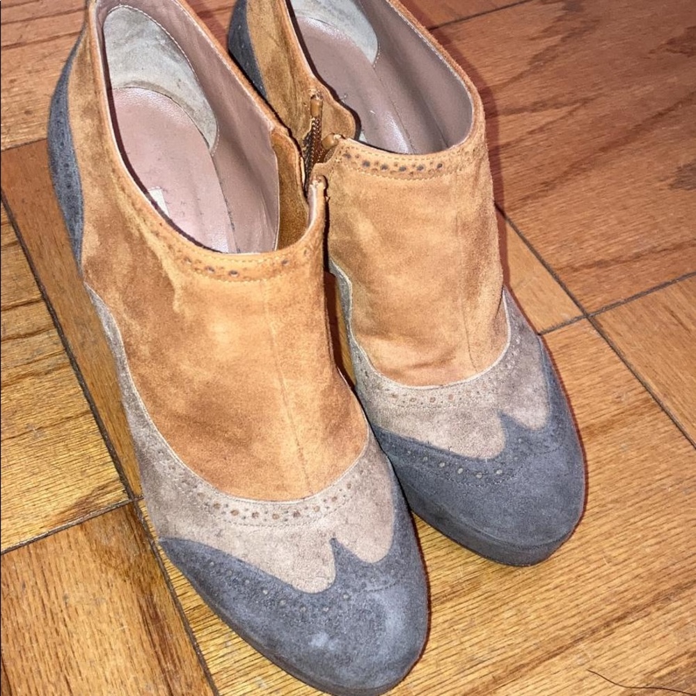 L’autre Chose suede booties  Italian 38